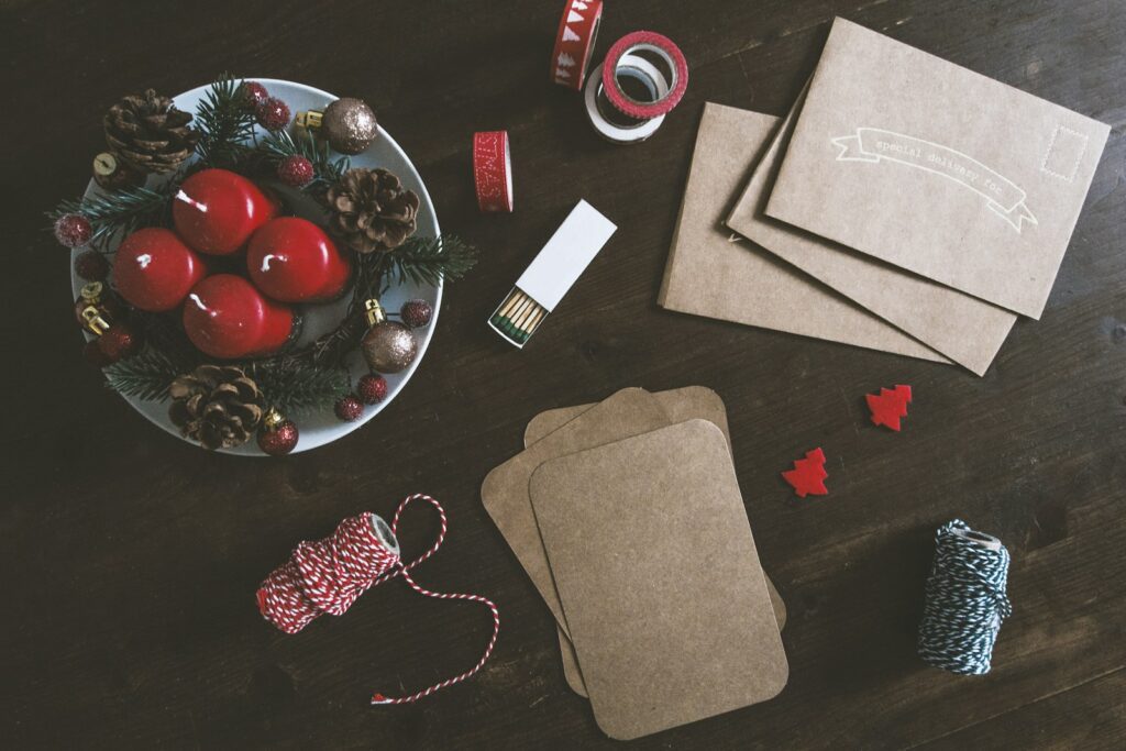 Photo by Kira auf der Heide four red candles